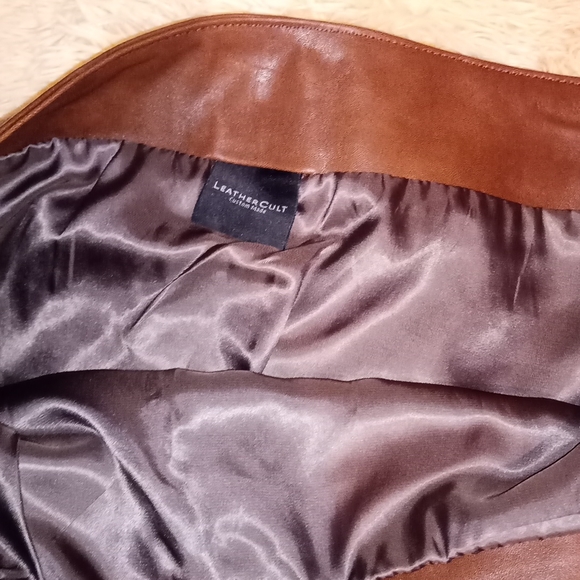 HIGH WASTED LEATHER SKIRT - Picture 5 of 10